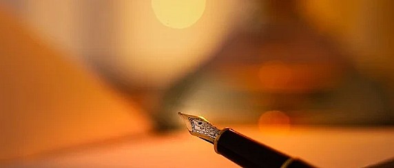 2/30 Maggio 2026 - Vari luoghi in città - Festival della poesia “Tramontana di versi” 12a edizione