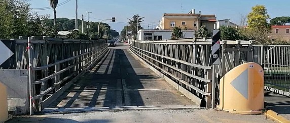 Riapre al transito il ponte sul Fiume Sisto