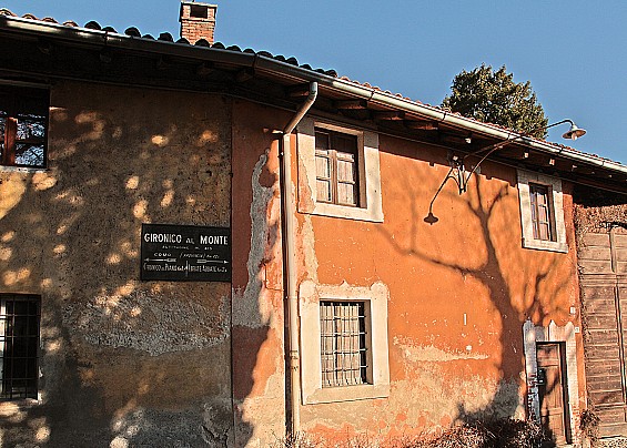 Che cos'è? Gironico al Monte