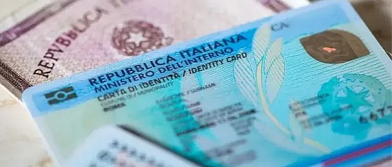 3 agosto 2026: scade la carta d'identità cartacea