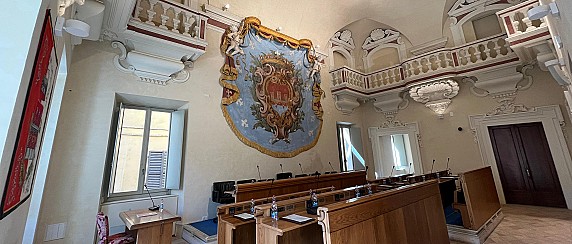 Il Consiglio Comunale torna a riunirsi oggi in seduta straordinaria