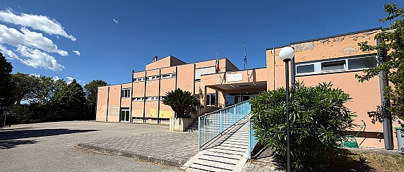 Scuola secondaria “Carlo Allegretti”, in arrivo fondi ministeriali per il miglioramento sismico ed l’efficientamento energetico