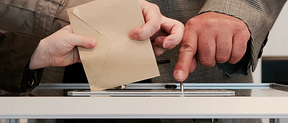 manifesto dei candidati alle elezioni comunali del 24-25/05/2026