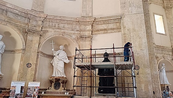 restauro Papa (1)