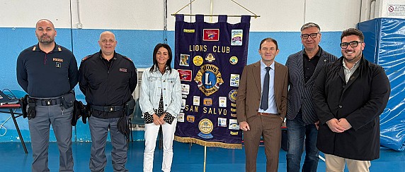 “Internet: opportunità e rischi”, incontro con gli alunni dell'Istituto Comprensivo "Gianni Rodari"