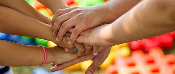 Ecco i buoni per ragazzi con disabilità che frequentano un centro ricreativo estivo privato