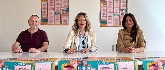 Ad Umbertide si accende l’estate 2026: presentato un ricchissimo calendario di eventi tra cultura, spettacolo, tradizioni e convivialità