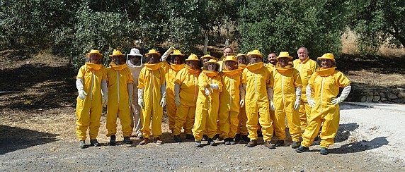Apiario Comunale: iniziato il corso base di apicoltura