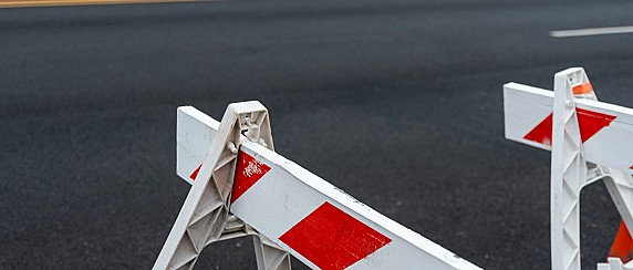 Lavori per la realizzazione della nuova rete dell'acquedotto in via Bovisasca