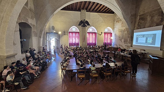 Presentazione volume ETAB IC Todi Massa Martana Cesvol