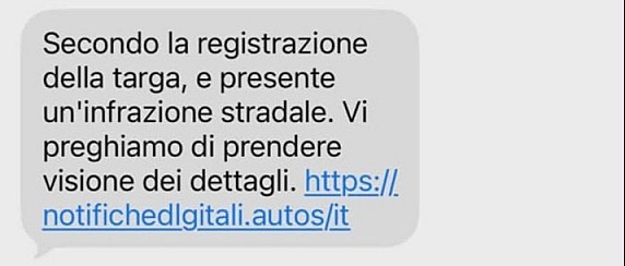 Attenzione alle truffe via chat o sms