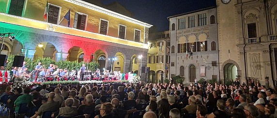 Grande debutto per Varchi d'estate