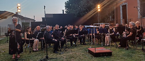 Mariella Marcarini: "Un sentito ringraziamento ai musicisti del Corpo Bandistico G. Anelli"