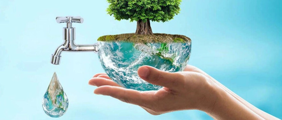 LIMITARE IL CONSUMO DI ACQUA ed EVITARE GLI SPRECHI è un gesto di civiltà e attenzione