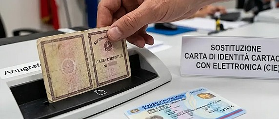 Proroga Carte Identità cartacee invito alla sostituzione con CIE