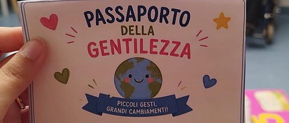 Gli alunni dell’Istituto San Giuseppe insieme agli ospiti della RSA Villa Azzurra, i riconoscimenti in Comune per il progetto