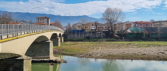 Passerella ciclopedonale sull'Arno, al via i carotaggi per la progettazione