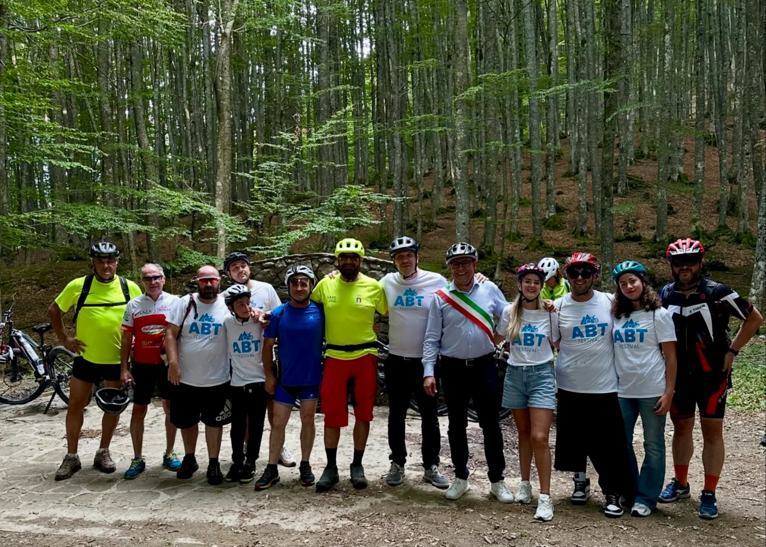 Castelsaraceno protagonista dell'Appennino Bike Tour Festival 2026: una giornata dedicata allo sviluppo sostenibile delle aree interne.