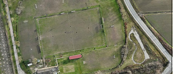 AVVISO PUBBLICO di procedura selettiva finalizzata alla concessione in gestione del campo di calcio comunale in via Cortesa