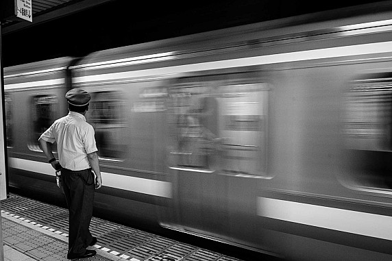 AVVISO PUBBLICO  BANDO RIMBORSO SPESE DI VIAGGIO A FAVORE DEGLI STUDENTI FREQUENTANTI LA SCUOLA SECONDARIA DI II GRADO (SUPERIORI ED ARTISTICHE) A.S. 2025/2026