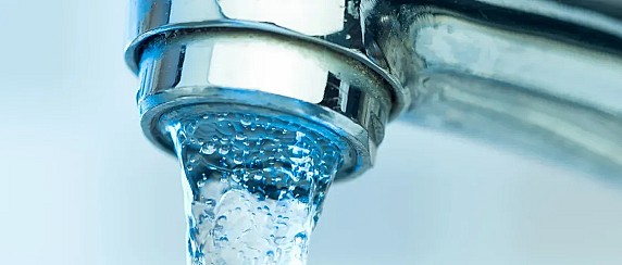 RISPARMIO IDRICO E LIMITAZIONI PER L'UTILIZZO DELL'ACQUA POTABILE EROGATA DAL PUBBLICO ACQUEDOTTO.