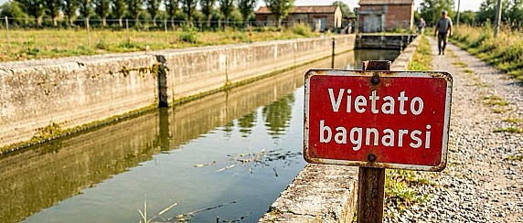 Ordinanza di divieto di balneazione