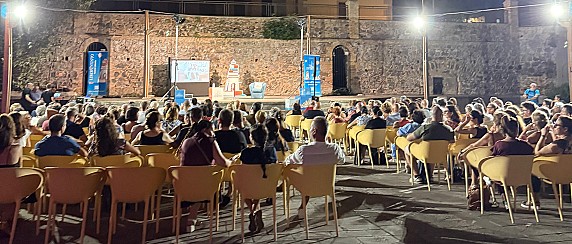 Liberevento chiude a Sarroch con Umberto Galimberti