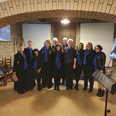 FOTO CORO POLIFONICO CANTO LIBERO