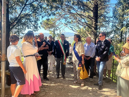 Amore ogni cosa Chiama 5.9 (15)