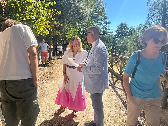 Amore ogni cosa Chiama 5.9 (21)