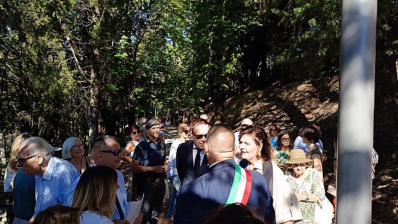 Amore ogni cosa Chiama 5.9 (48)