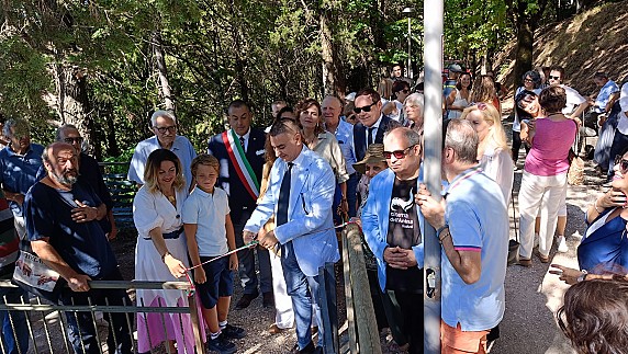 Amore ogni cosa Chiama 5.9 (65)