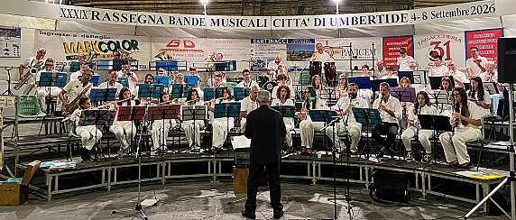 Banda Musicale “Città di Umbertide”, grande successo in Piazza Matteotti per la festa patronale