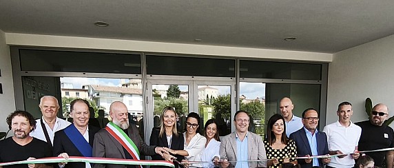 Manerba del Garda inaugura la nuova Scuola dell’Infanzia “Don Angelo Merici”: un progetto visionario per i bambini di domani