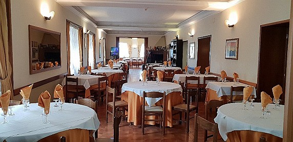 hotel-ristorante-la-casareccia