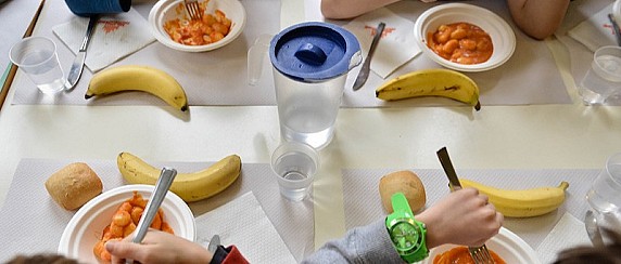 Tossinfezione alimentare in Valtrompia: la mensa scolastica comunale non è coinvolta