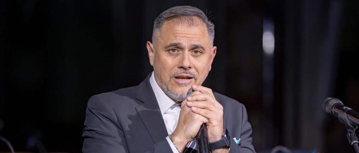 MANIFESTO ALLE CITTADINE E AI CITTADINI - Il confronto non teme le regole. La trasparenza non appesantisce le istituzioni: le rende più forti.
