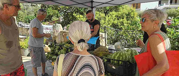 Nuovi orari mercatini del Parco di Tepilora e della Riserva di Biosfera. Da domani 10 settembre e fino al 26. A Brunella: giovedì ore 19-23; a Torpè: sabato ore 9-13