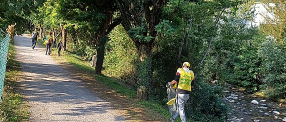 Mani unite per un territorio pulito