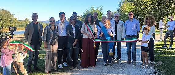 Inaugurato il nuovo tratto di difesa spondale dell’Arno