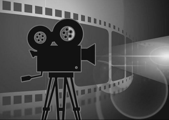 CINEMEDE IN BIBLIOTECA - PROIEZIONI A SORPRESA