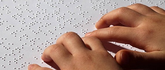 Contributi per l'autonomia e la comunicazione degli alunni con disabilità sensoriali
