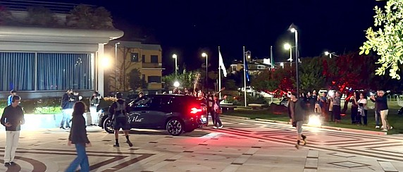 Le telecamere di “4 Hotel” a Palau: piazza Popoli d’Europa protagonista della serata finale