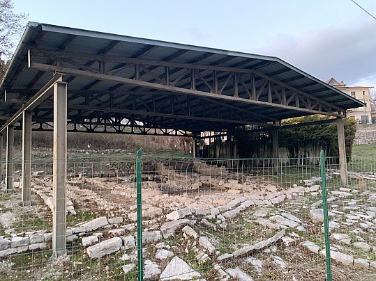 resti-tempio-italico