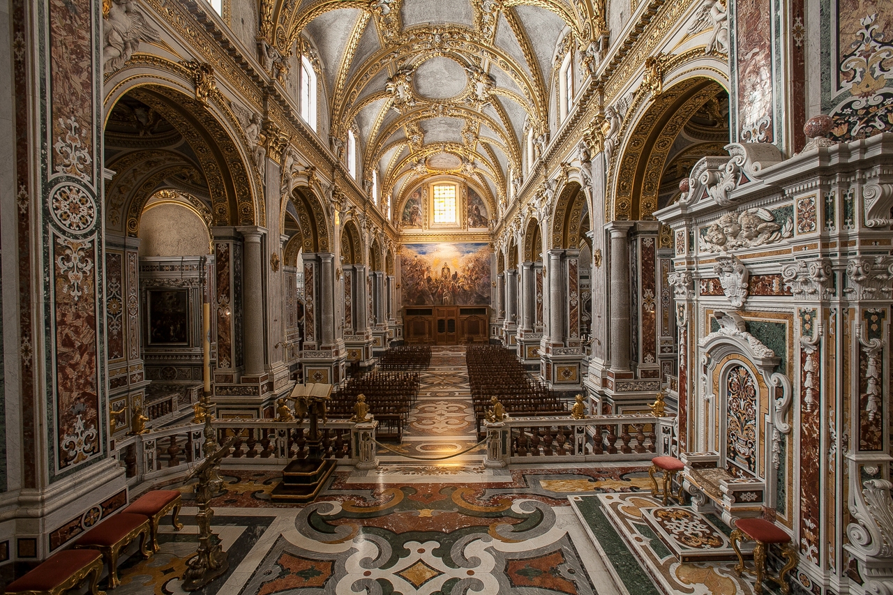 Interno della Basilica Cattedrale in stile sei-settecentesco