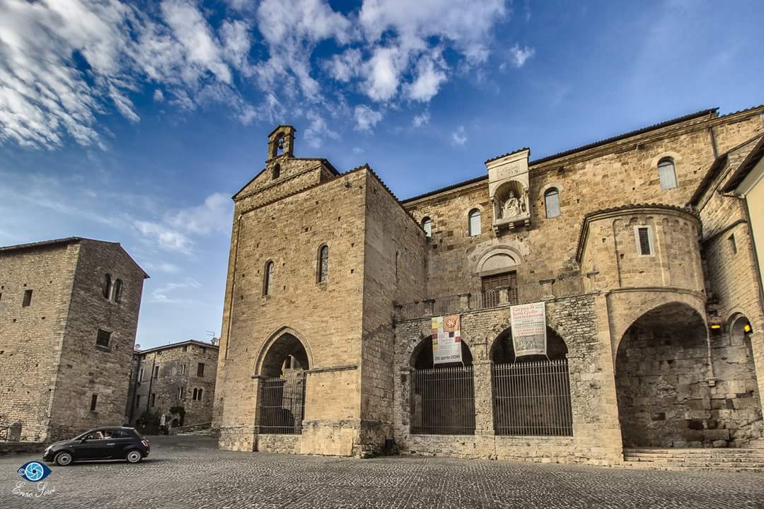 Cattedrale costruita dal vescovo Pietro da Salerno (1072-1104)