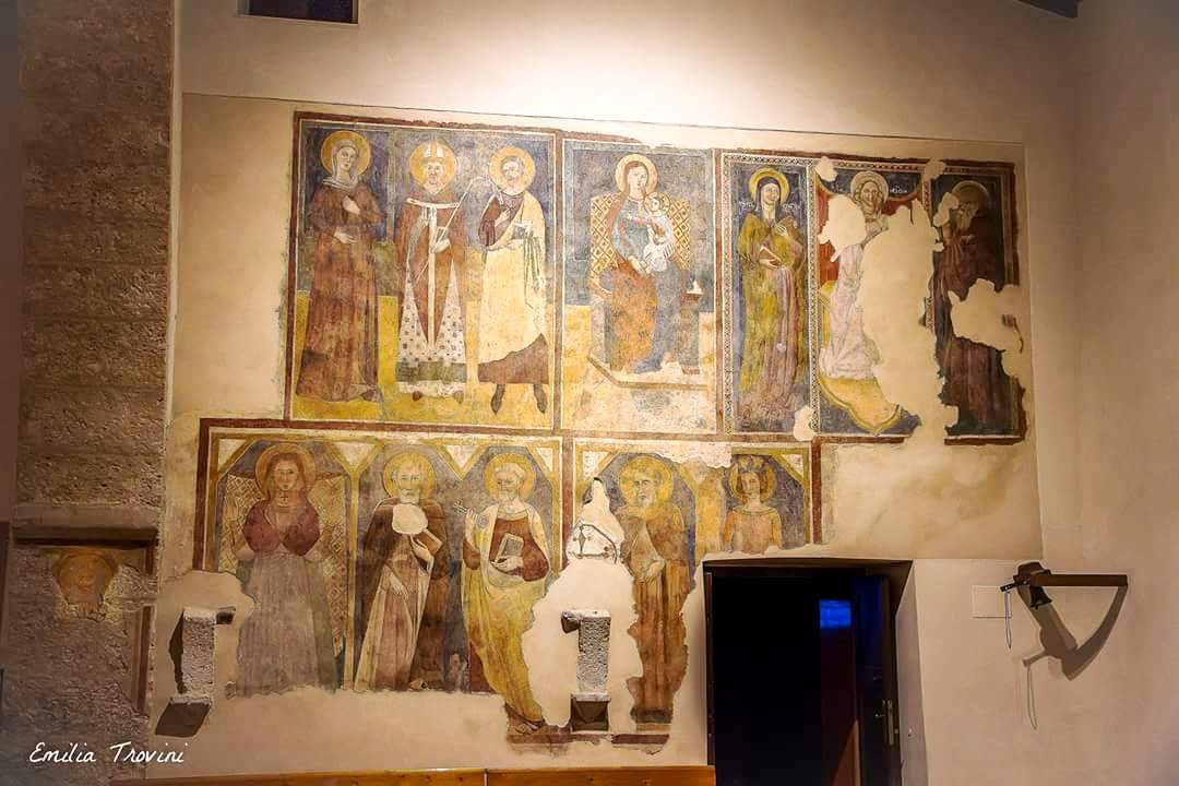 Affreschi duecenteschi del catino absidale