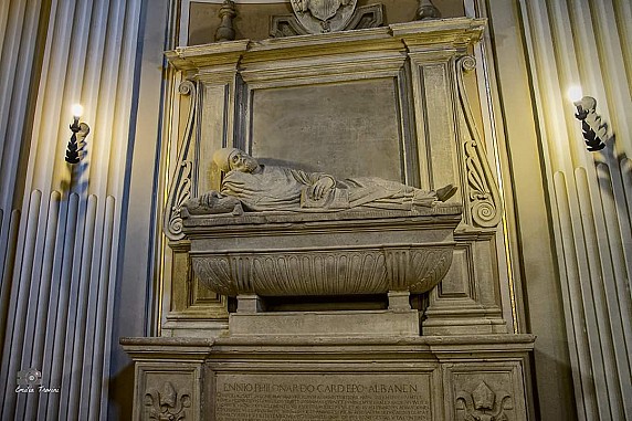 Monumento funebre cardinale Filonardi