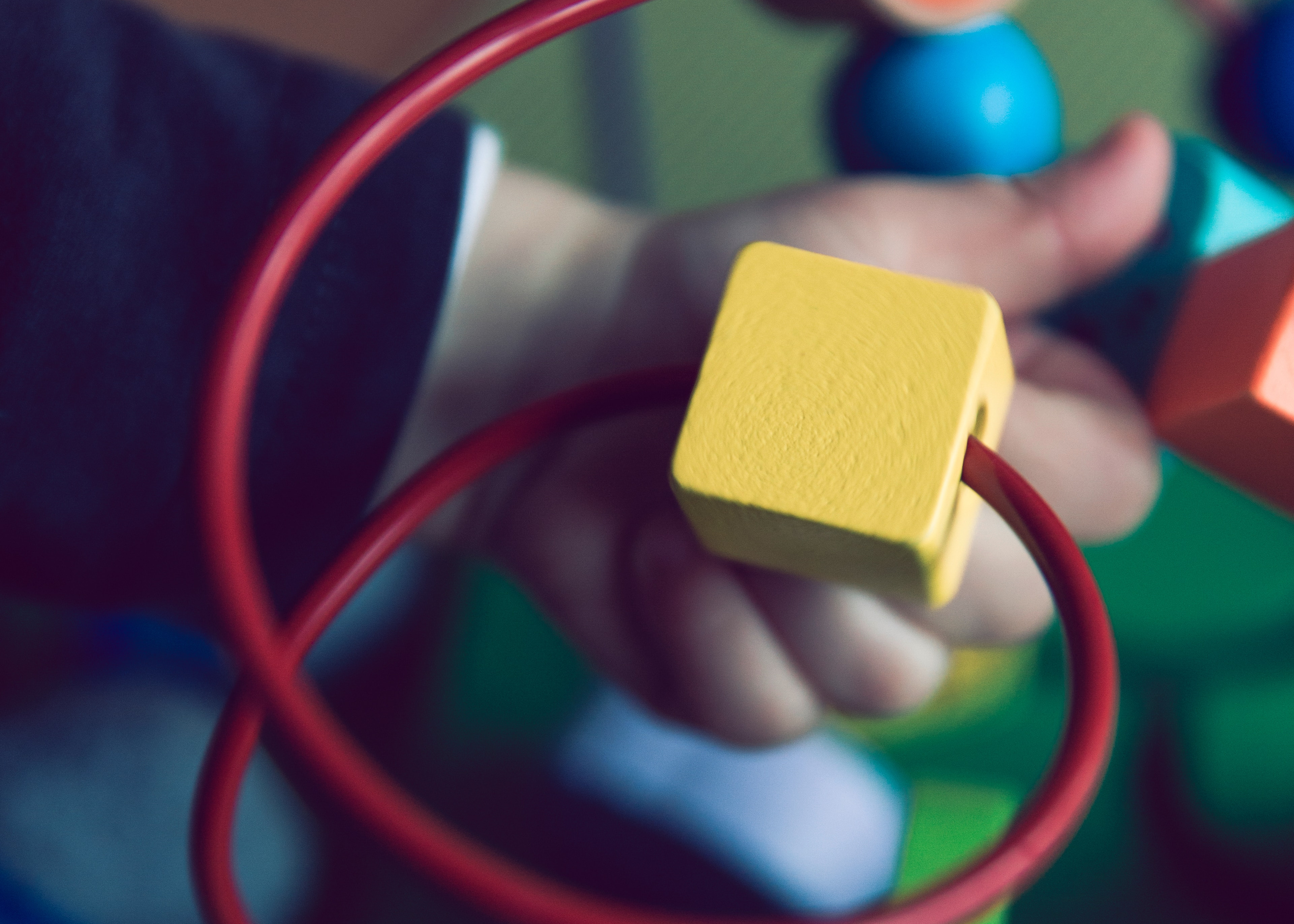 Interventi a sostegno delle famiglie dei minori fino al dodicesimo anno di età nello spettro autistico